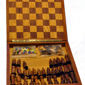 chess set open